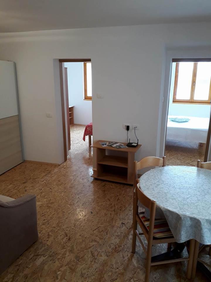 Vse Kontenti Apartment Koper Luaran gambar